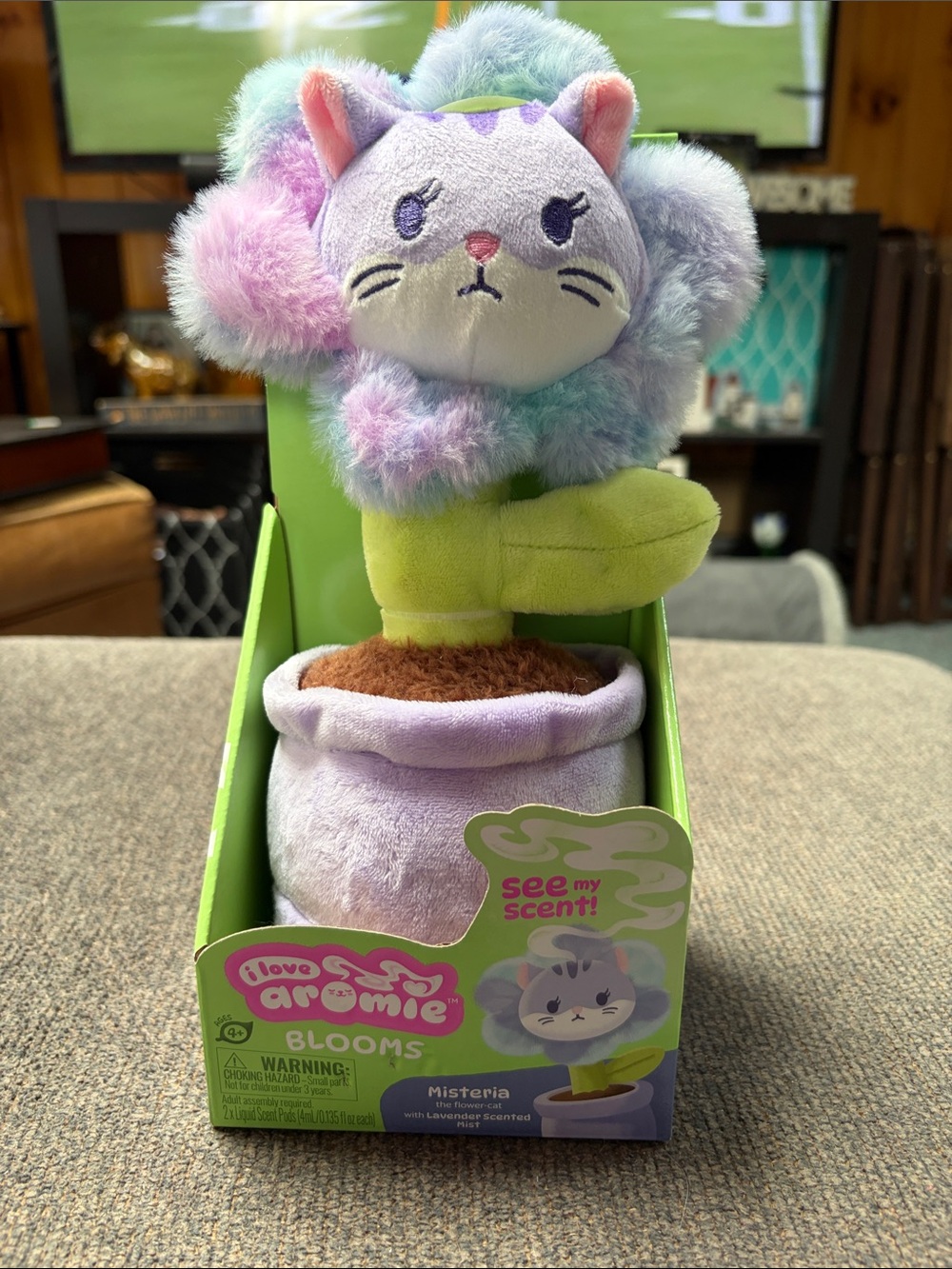 I love Aromie Bloom Mysteria Flower cat with Lavender Scent